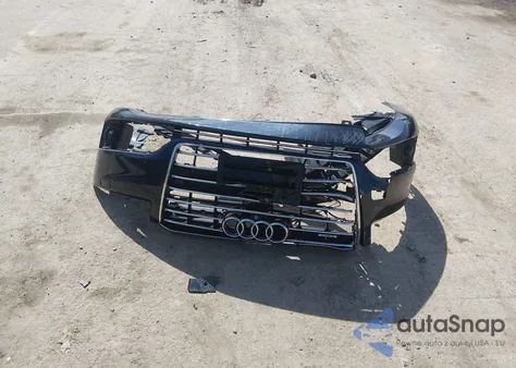 2015 Audi A8 L 4.0T z USA, uszkodzony, nr VIN WAU32AFD8FN016494